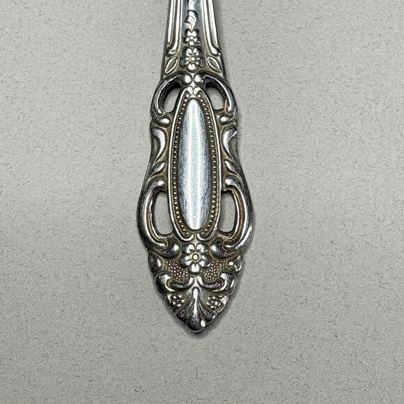 United Silver Co Artistic Rose Butter Knife, Sugar or Bouillon Spoon Stainless - Picture 4 of 7